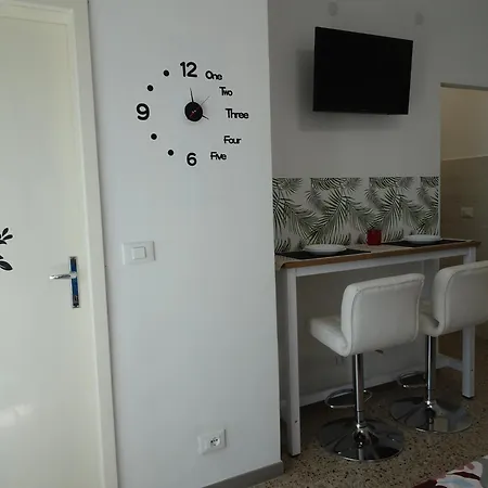 Romeo-monolocale Intimo Vicino Alle Spiagge Appartement Grado