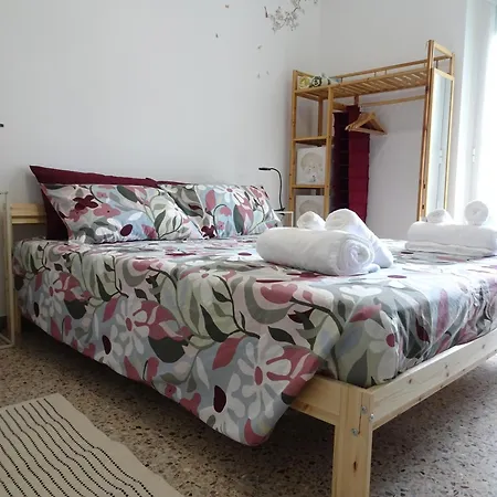 Romeo-monolocale Intimo Vicino Alle Spiagge * グラード